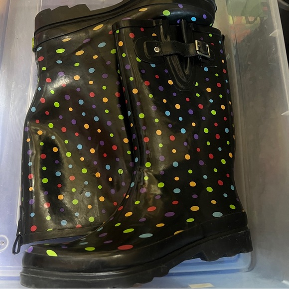 ๐ Western Chief Women's Ditsy Dot City Rain Boot, 9 ๐
- Picture 10 of 10